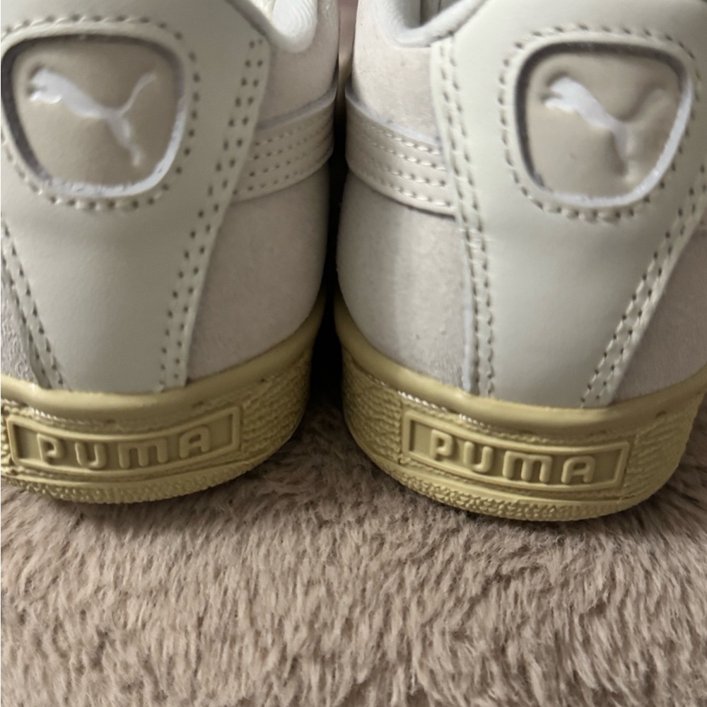 Puma Suede Classic Selflove Sneakers - Picture 4 of 4